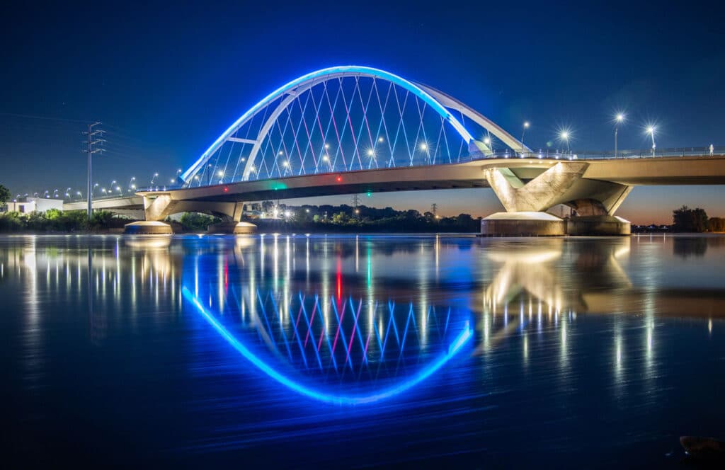 The Lowry Bridge in Minneapolis, Minnesota lit up at night.